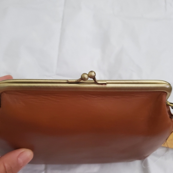 NWT Patricia Nash Leather Wristlet. - Picture 5 of 16